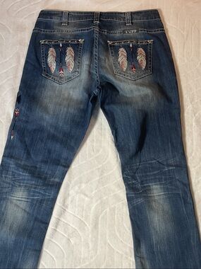 Cowgirl tuff embroidered jeans